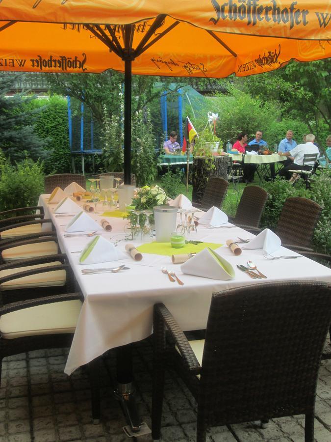 Schlossparkhotel Sallgast Exterior photo